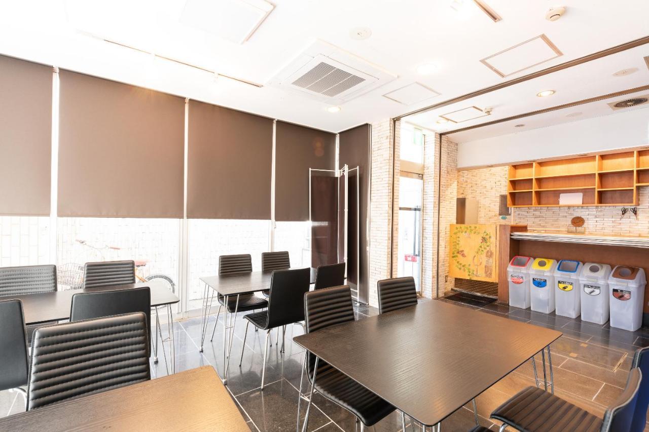 Oyo Hotel Exsaison Sugamo Tokyo Exterior photo